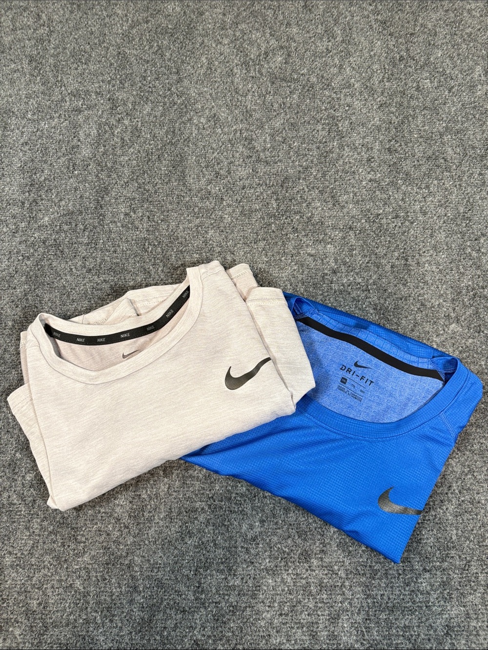 Men’s Nike Short Sleeve Dri-Fit Tees
Set of 2 — Blue and Light Gray
Size: XXL